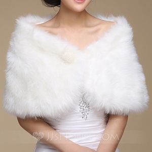 Faux Fur Wedding Wrap